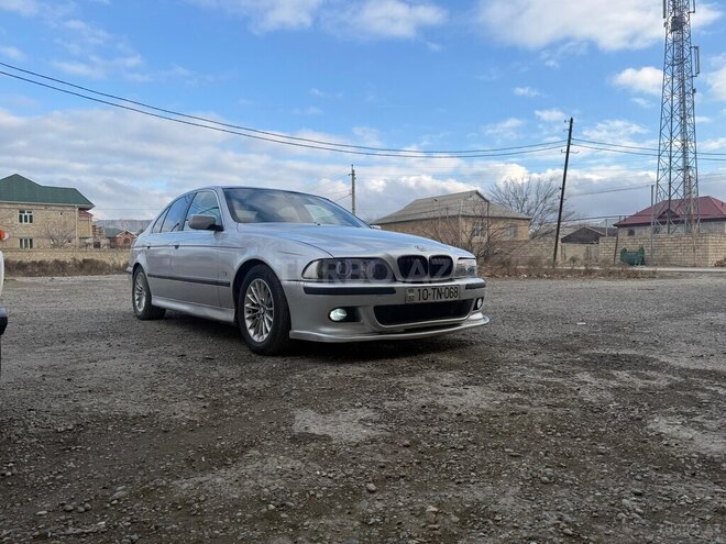 BMW 528-5