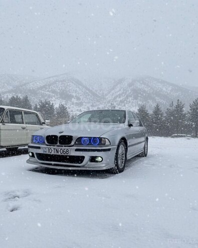 BMW 528-4