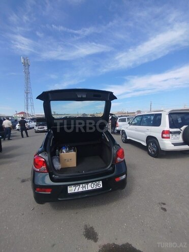 Chevrolet Cruze-6