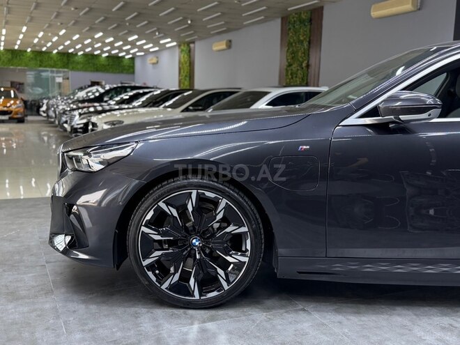 BMW 530e-6