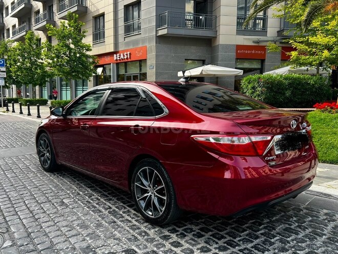Toyota Camry-3