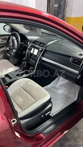 Toyota Camry-6