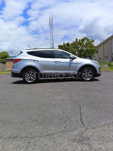 Hyundai Santa Fe-4
