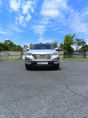Hyundai Santa Fe-1
