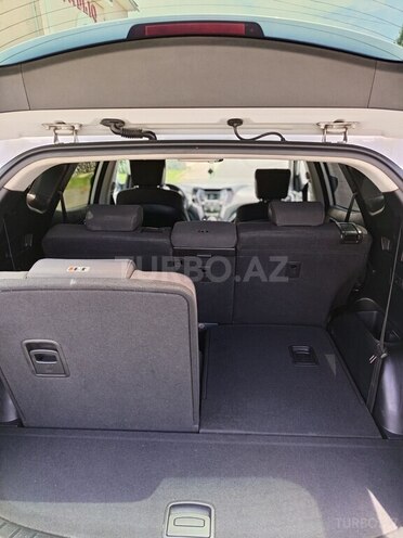 Hyundai Santa Fe-14