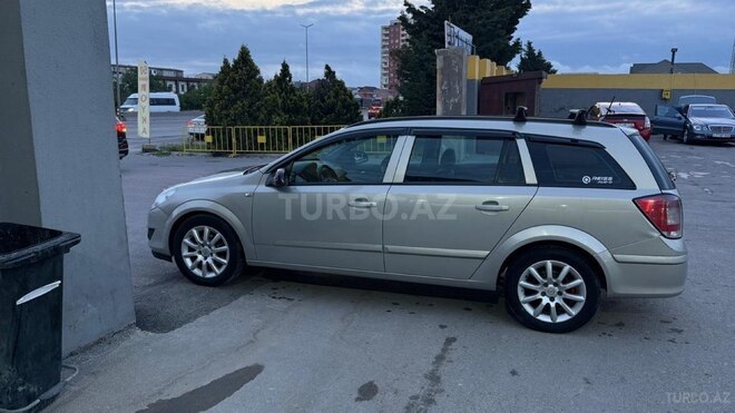 Opel Astra-2