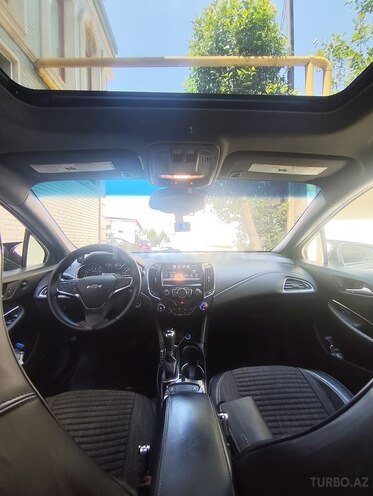 Chevrolet Cruze-5