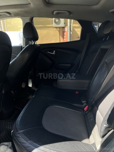 Hyundai ix35-7