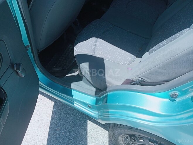 Chevrolet Spark-8