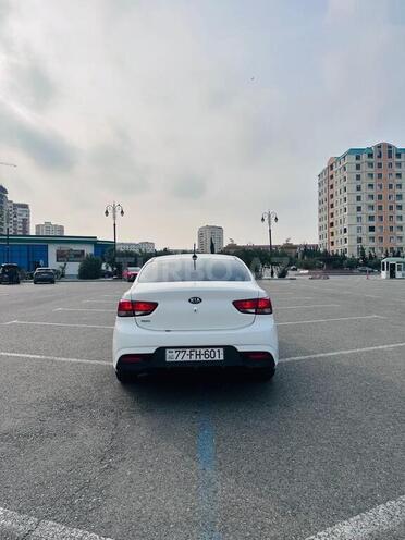 Kia Rio-4
