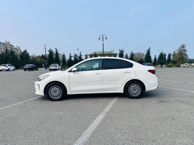 Kia Rio-3