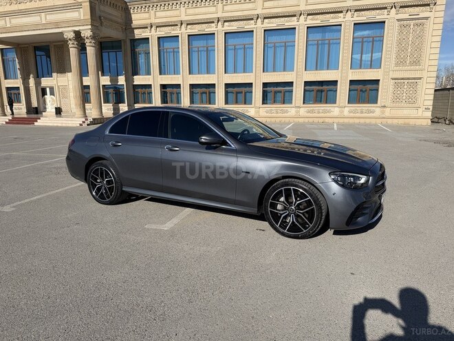 Mercedes E 300 de-2