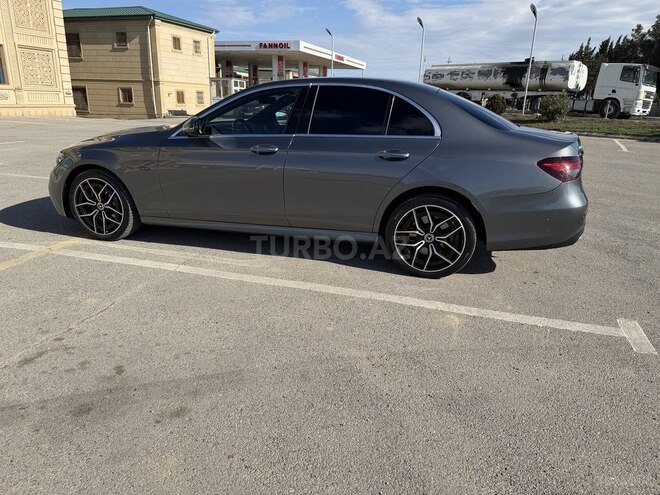 Mercedes E 300 de-4