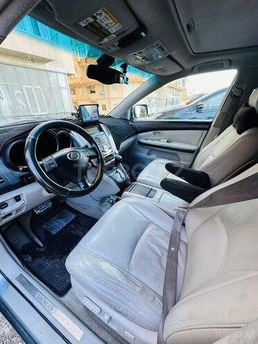 Lexus RX 330-8