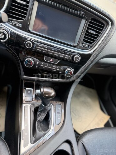 Kia Optima-10