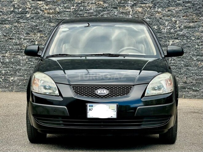Kia Rio-1
