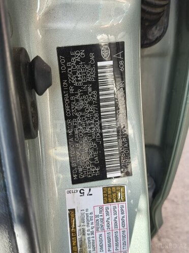 Toyota Prius-2