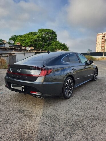 Hyundai Sonata-5
