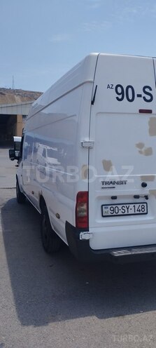 Ford Transit-4
