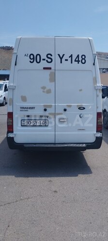 Ford Transit-8
