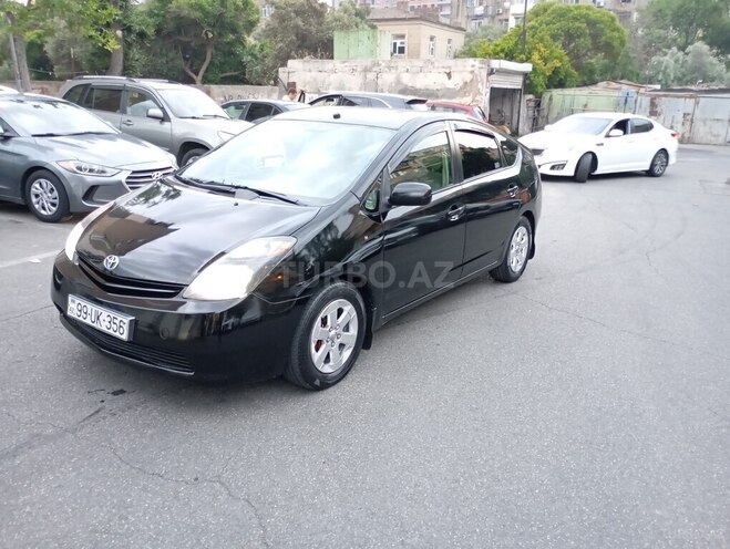 Toyota Prius-10