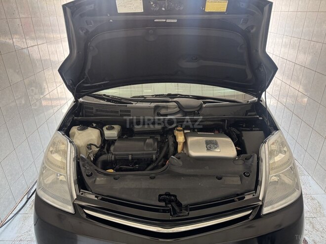 Toyota Prius-19