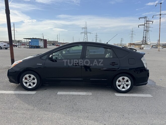 Toyota Prius-10