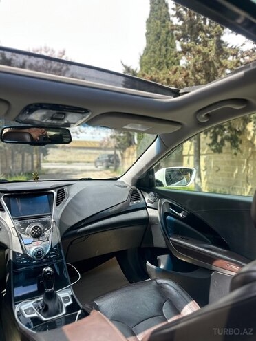 Hyundai Grandeur-19