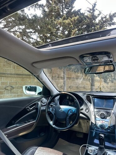 Hyundai Grandeur-18