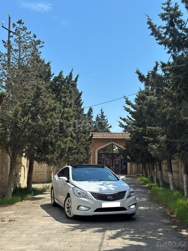 Hyundai Grandeur-11