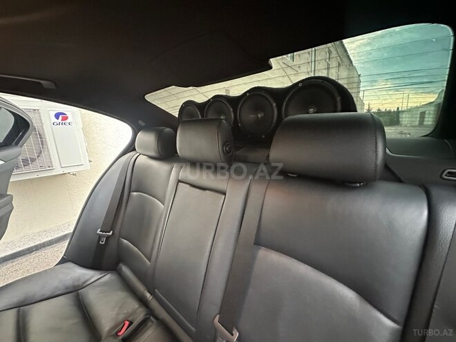 BMW 528-8