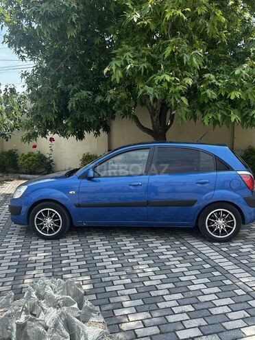 Kia Rio-4