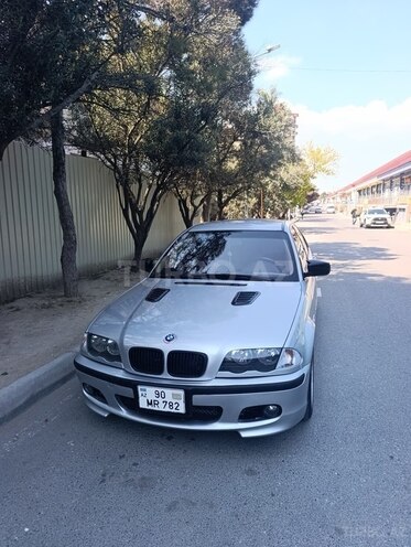 BMW 325-8