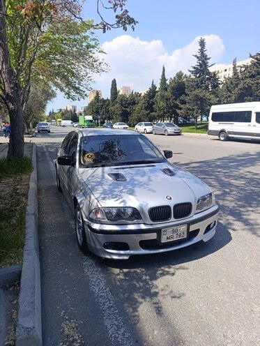 BMW 325-7