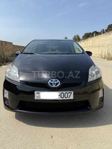 Toyota Prius-1