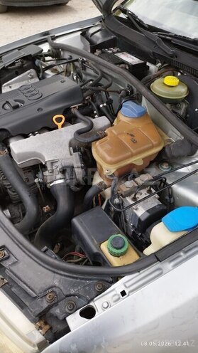 Audi A4-8