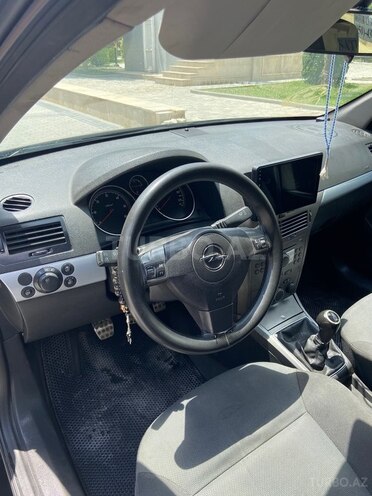 Opel Astra-7