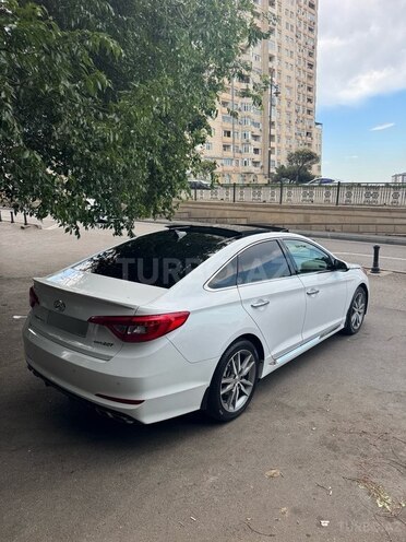 Hyundai Sonata-6