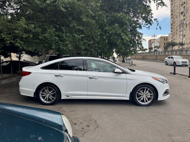 Hyundai Sonata-8