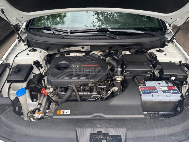 Hyundai Sonata-19