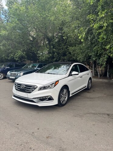 Hyundai Sonata-10