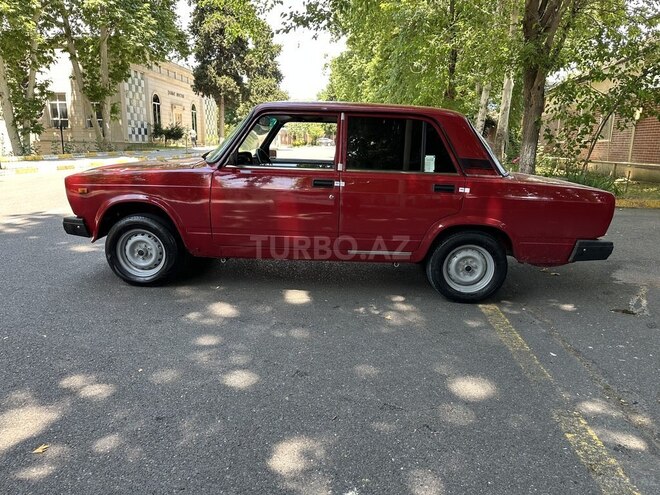 LADA (VAZ) 2107-2