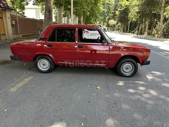 LADA (VAZ) 2107-4