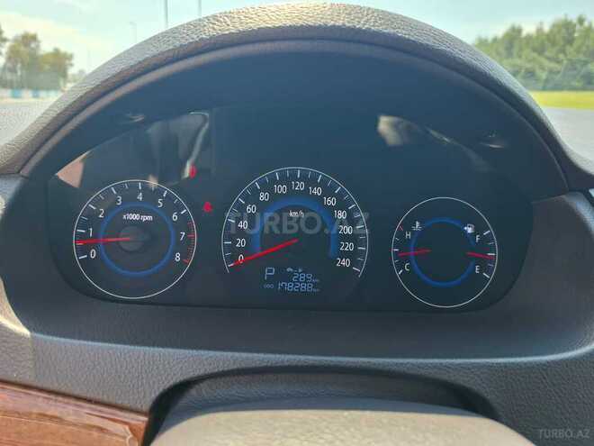 Hyundai Sonata-3