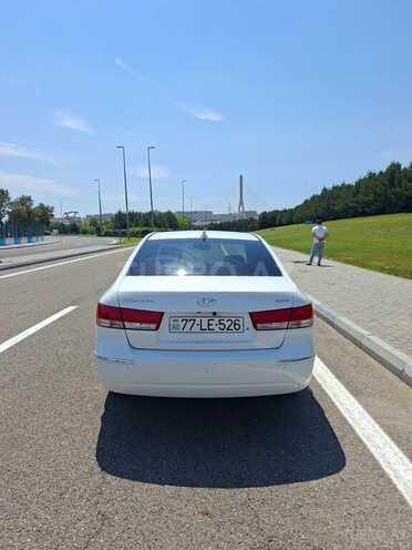 Hyundai Sonata-4