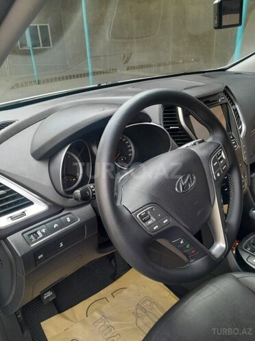 Hyundai Santa Fe-7