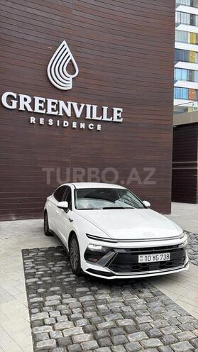 Hyundai Sonata-1