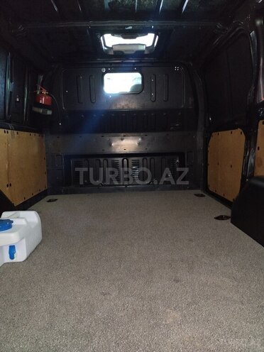 Ford Transit-14