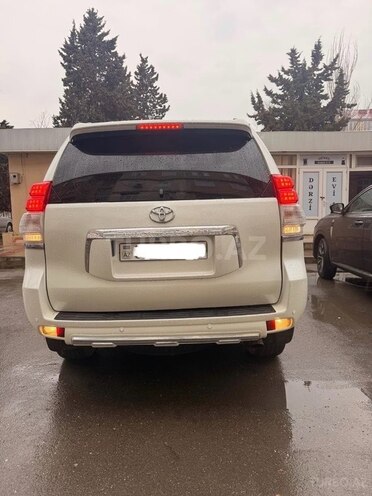 Toyota Land Cruiser Prado-5