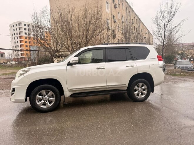 Toyota Land Cruiser Prado-7
